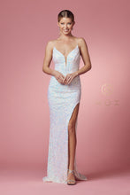 Load image into Gallery viewer, Nox Anabel S458 - Long sheath silhouette with a sweep train finish