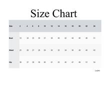 Load image into Gallery viewer, LACE FITTED WEDDING GOWN