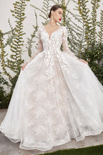 Load image into Gallery viewer, YVAINE COUTURE WEDDING GOWN