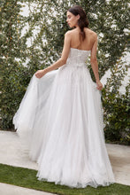 Load image into Gallery viewer, GABRIELLE WEDDING GOWN