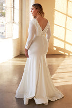 Load image into Gallery viewer, FITTED MERMAID WEDDING GOWN