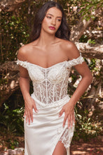 Load image into Gallery viewer, OFF THE SHOULDER LACE BODICE FITTED GOWN