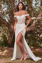 Load image into Gallery viewer, OFF THE SHOULDER LACE BODICE FITTED GOWN