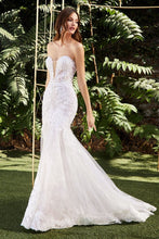 Load image into Gallery viewer, Trumpet style strapless sweet heart neckline lace appliqued romantic wedding gown