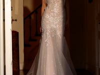 Load and play video in Gallery viewer, VIKA LACE MERMAID WEDDING GOWN