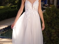 Load and play video in Gallery viewer, BEAUTIFULLY LAYERED A-LINE TULLE BRIDAL GOWN - Oh MY LLC Private Collection 3000LADCB072WNOVA