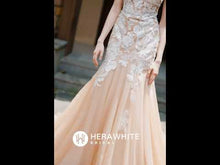Load and play video in Gallery viewer, HW3038 HERAWHITE Glamour Sweetheart Neckline Dress With Detachable Sleeves