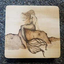 Load image into Gallery viewer, Mermaid - Custom Pyrography Artwork Wooden Cigar Box.
