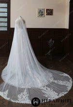 Load image into Gallery viewer, Dramatic And Dreamy Lace Tulle Cathedral-Length Wedding Veil
