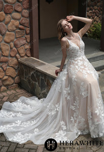 HW3039 HERAWHITE Luxurious Floral Lace A-Line Wedding Dress With Sheer Train