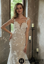 Load image into Gallery viewer, HW3055 HERAWHITE Stunning 3D Petal Lace Wedding Dress And Sparkle Tulle
