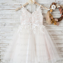Load image into Gallery viewer, AELYQ247 Floral lace appliqued tulle princess dress
